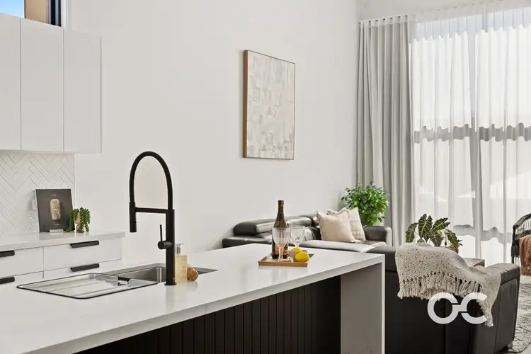 Fifth view of Homely house listing, 1 Queensbury Close, Orange NSW 2800