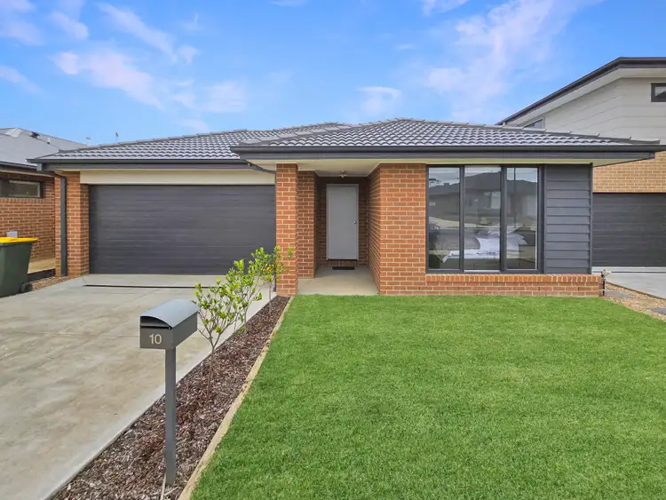 10 Valrose Road, Charlemont VIC 3217