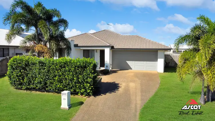 19 Longview Street, Ashfield QLD 4670