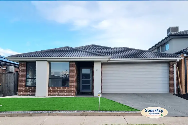35 Surround Drive, Mambourin VIC 3024