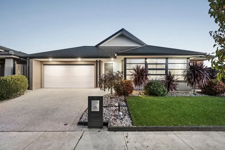 9 Thornton Avenue, St Leonards VIC 3223