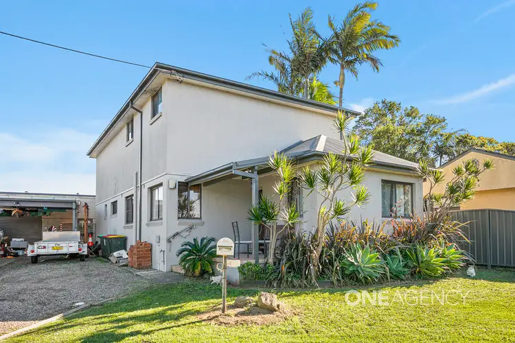 11 Wooroo Street, Albion Park Rail NSW 2527