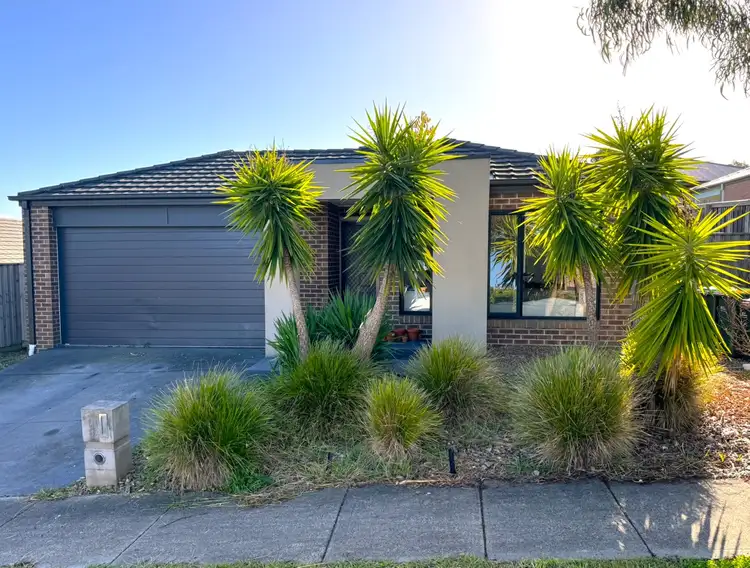 11 Madonna Street, Doreen VIC 3754
