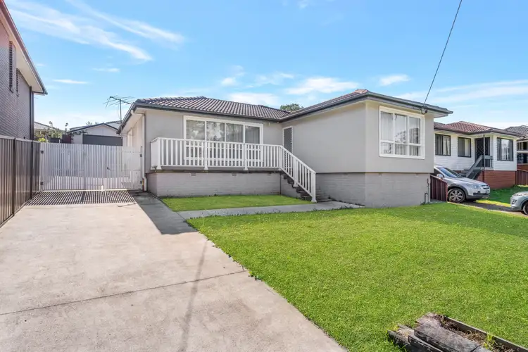 20 Sedgmen Street, Greystanes NSW 2145