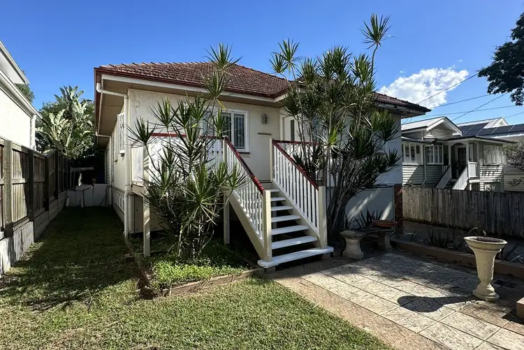 30 Cressey Street, Wavell Heights QLD 4012