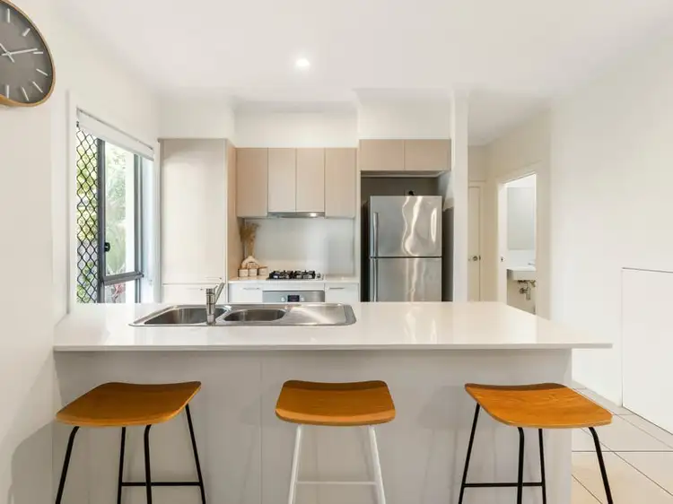 11/37 Azure Way, Hope Island QLD 4212