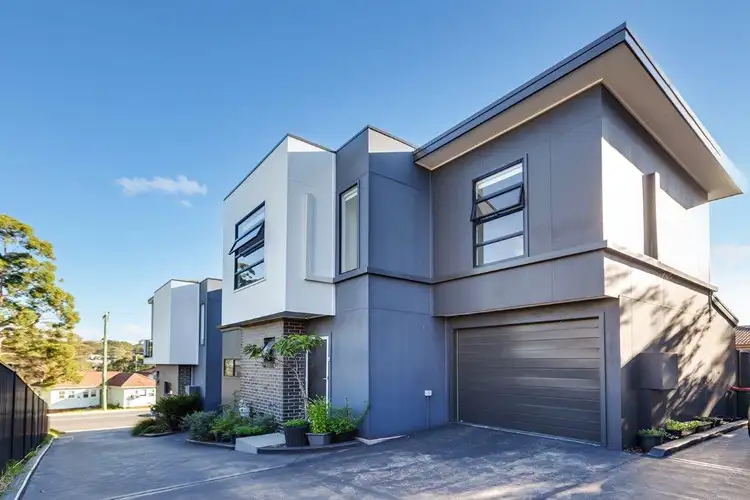 Second view of Homely townhouse listing, 2/134 Croudace Road, Elermore Vale NSW 2287