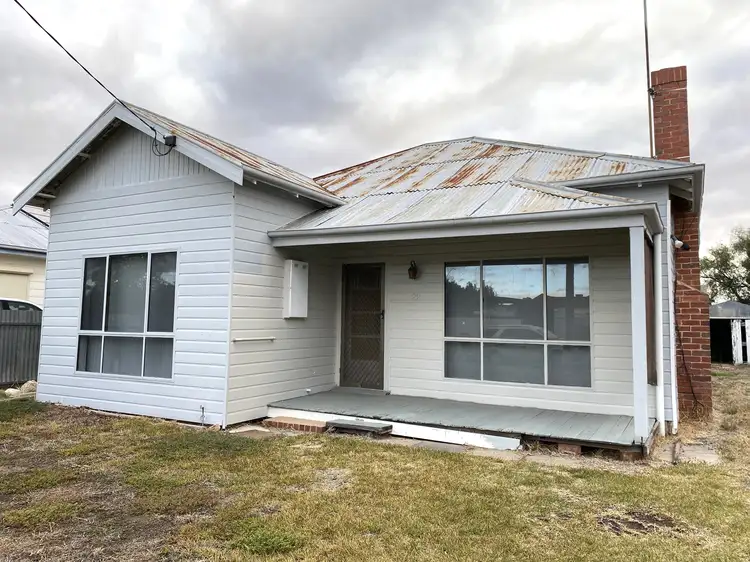 22 Beggs Street, Warracknabeal VIC 3393