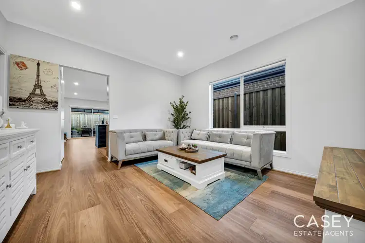 Sixth view of Homely house listing, 35 Cheddington Road, Cranbourne East VIC 3977