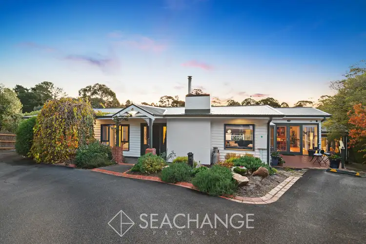 120 Baden Powell Drive, Mount Eliza VIC 3930