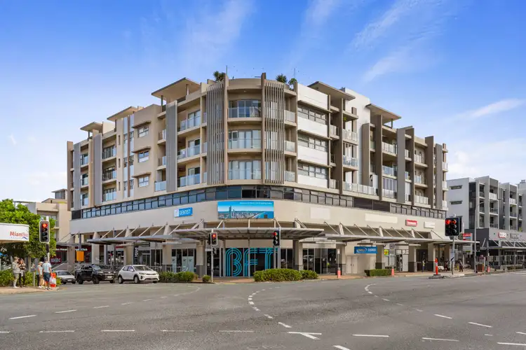 210/1 Toombul Avenue, Miami QLD 4220