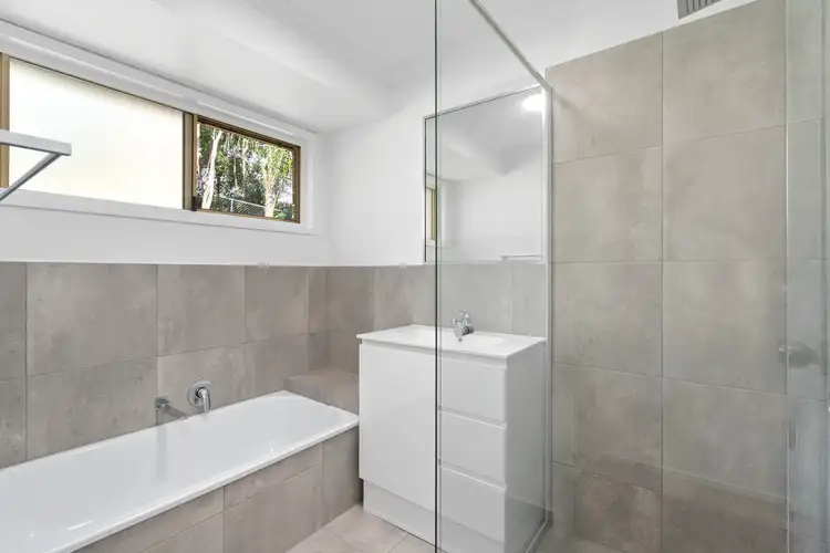 Fifth view of Homely semi-detached listing, 2/3 Paramount Place, Oxenford QLD 4210