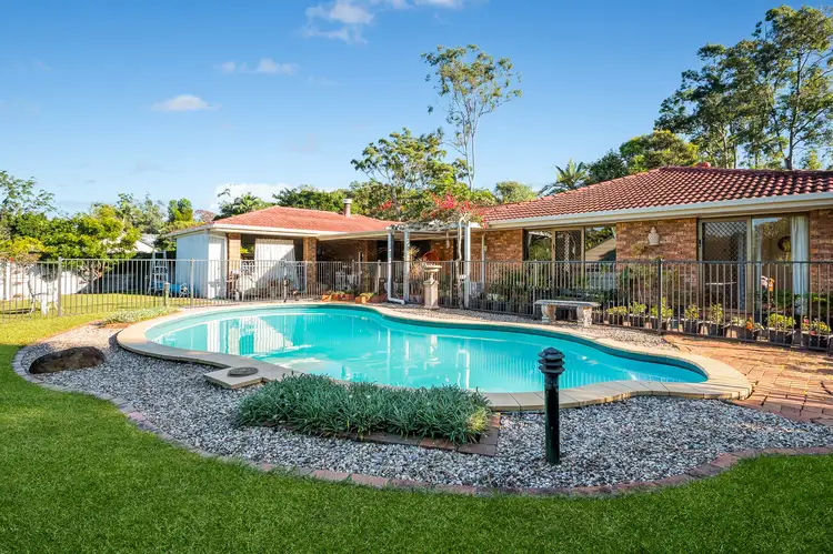 14 Pandian Crescent, Bellbowrie QLD 4070
