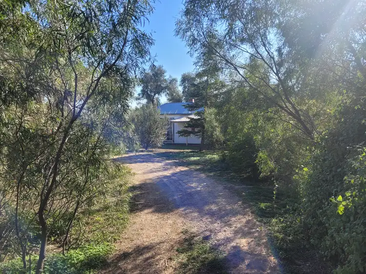 6 Scantleton Road, Mystic Park VIC 3579