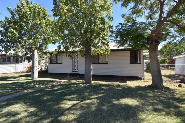 123 CASSOWARY STREET, Longreach QLD 4730