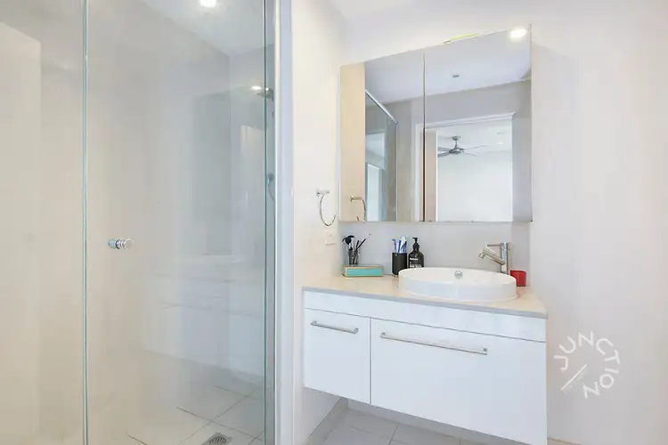 Fifth view of Homely unit listing, 2035/16 Hamilton Place, Bowen Hills QLD 4006