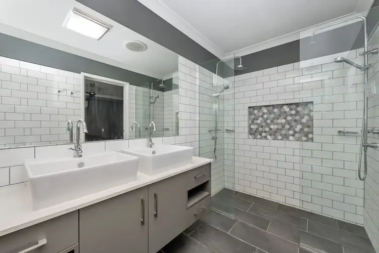 Sixth view of Homely house listing, 5 Edgewater Court, Idalia QLD 4811