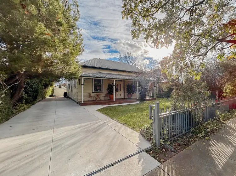96 Shadforth Street, Kerang VIC 3579