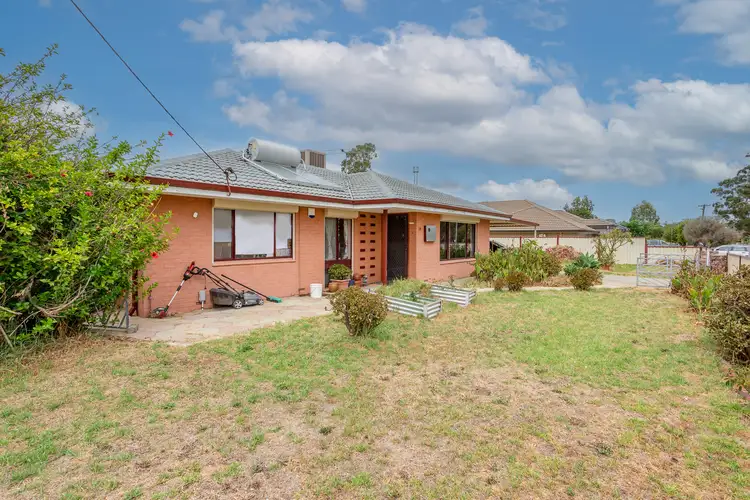 14 Werndley Street, Armadale WA 6112