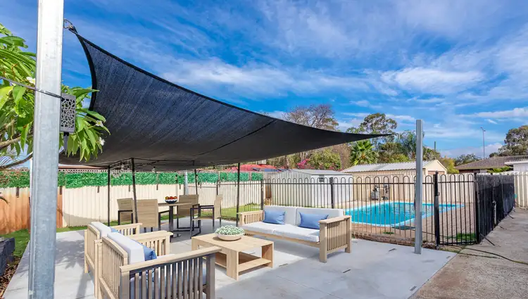 Fifth view of Homely house listing, 10 Beechcroft Place, Camillo WA 6111