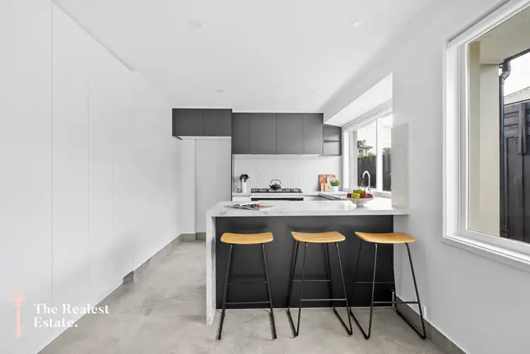 1/15 Tarana Avenue, Glenroy VIC 3046