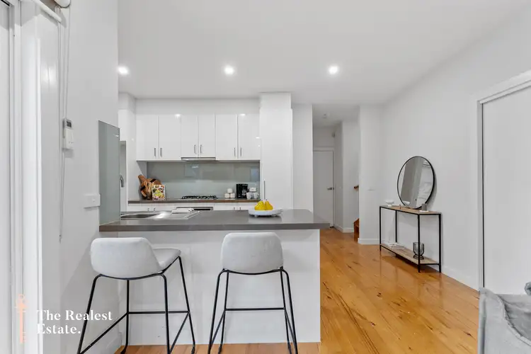 3/1 Pinewood Drive, Thomastown VIC 3074