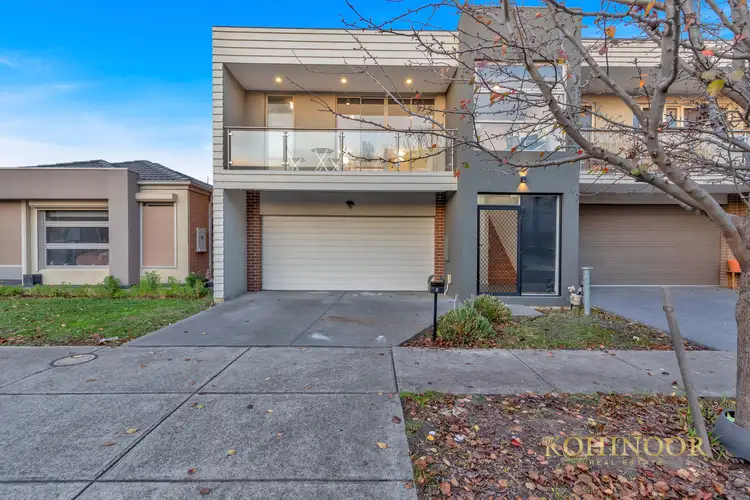 Second view of Homely house listing, 6 Brunswick Crescent, Craigieburn VIC 3064