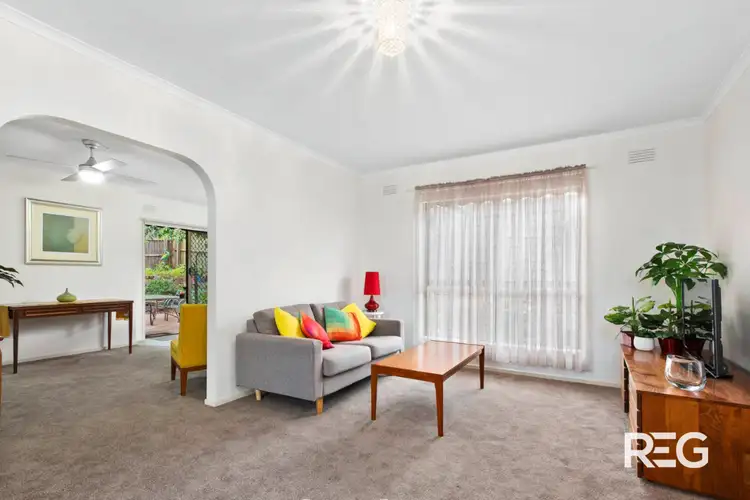 12 Thornhill Road