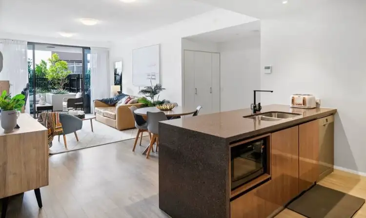 Sixth view of Homely apartment listing, 5204 Harbourview Drive, Hope Island QLD 4212