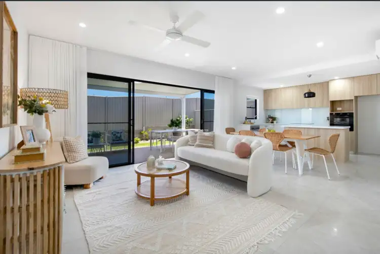 19 Sunrise Court