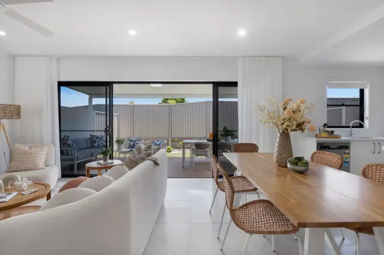 Fourth view of Homely townhouse listing, 8/19 Sunrise Court, Merrimac QLD 4226