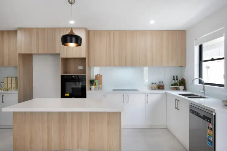 Fifth view of Homely townhouse listing, 8/19 Sunrise Court, Merrimac QLD 4226