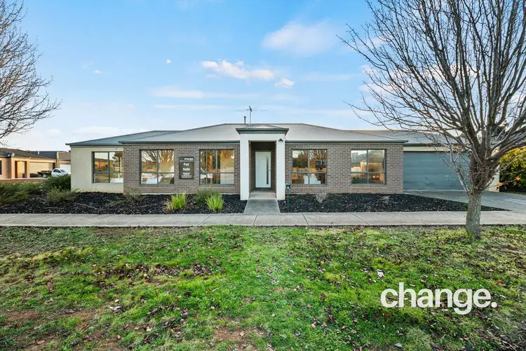 6 Twigrush Place, Brookfield VIC 3338