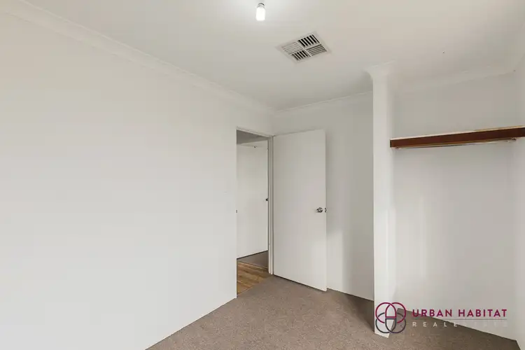 Sixth view of Homely house listing, 6 Dunster Way, Orelia WA 6167
