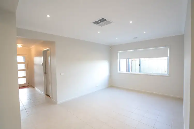 Second view of Homely house listing, 5 Valda Way, Werribee VIC 3030