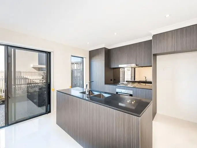 30/1 Ancora Crescent, Hope Island QLD 4212