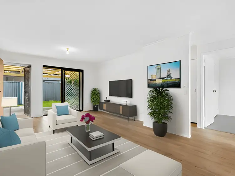 2/36 Morinda Way, Labrador QLD 4215