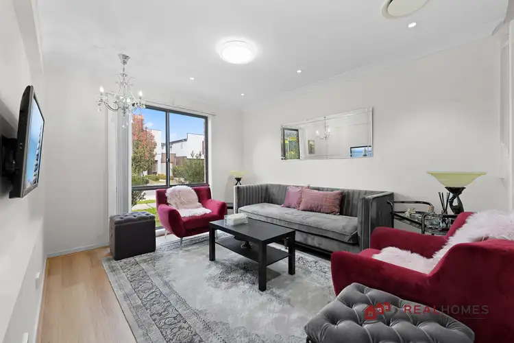 43 Deerubbin Drive, Glenmore Park NSW 2745