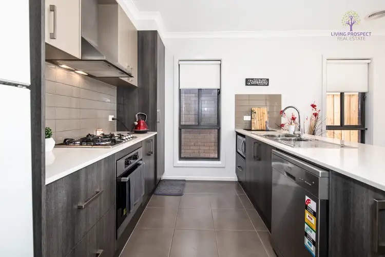 Fourth view of Homely house listing, 7 Wongabeena Grove, Werribee VIC 3030