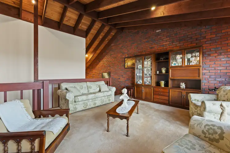Fifth view of Homely house listing, 9 Bligh Court, Endeavour Hills VIC 3802