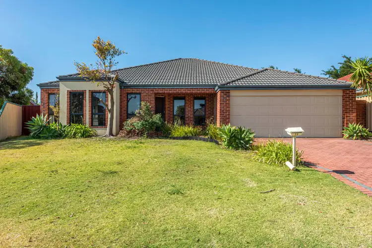 11 Carramup Circle, Port Kennedy WA 6172