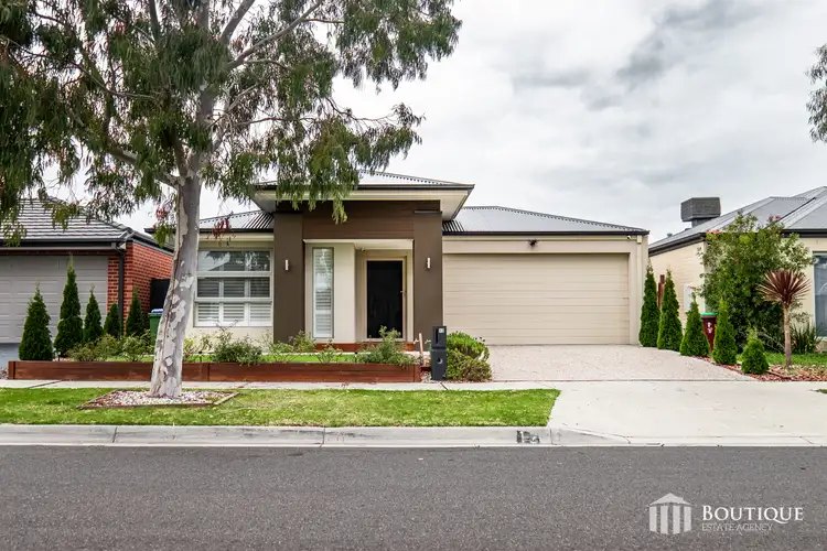 12 Tawney Road, Clyde North VIC 3978
