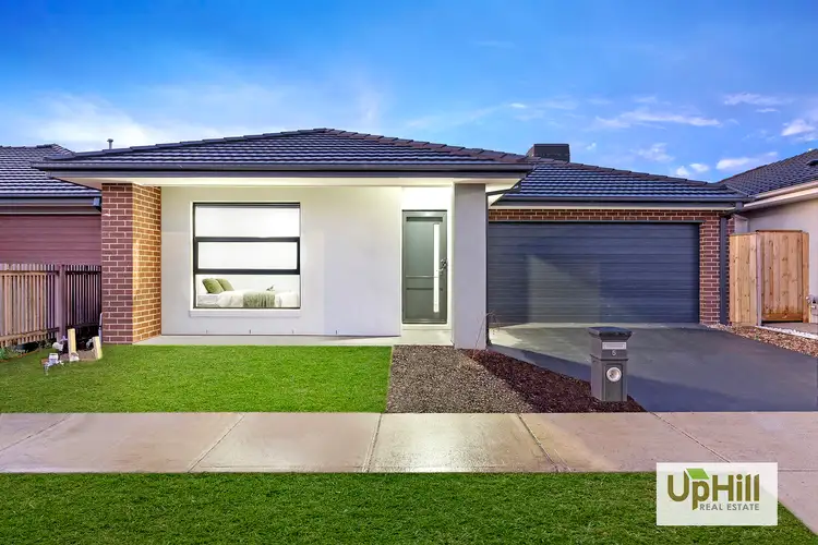 5 Goodwill Road, Clyde North VIC 3978