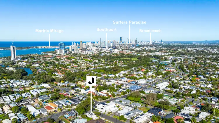 3 Fourth Avenue, Labrador QLD 4215