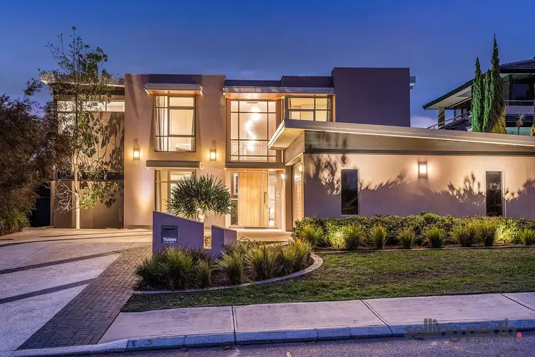 13 Dwyer Street