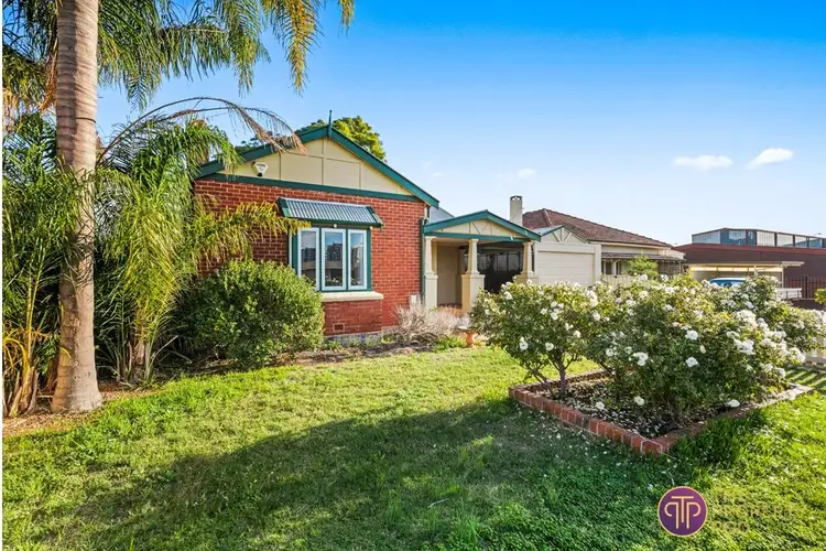 6 Saint Kilda Road