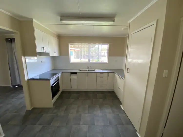 Fifth view of Homely house listing, 10 Fraser Court, Dysart QLD 4745