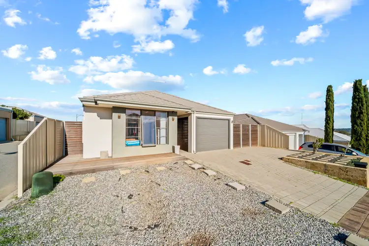 Second view of Homely house listing, 15 Fogliani Loop, Sinagra WA 6065