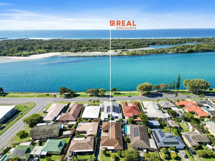 Sixth view of Homely semi-detached listing, 1/3 Banks Avenue, Tweed Heads NSW 2485