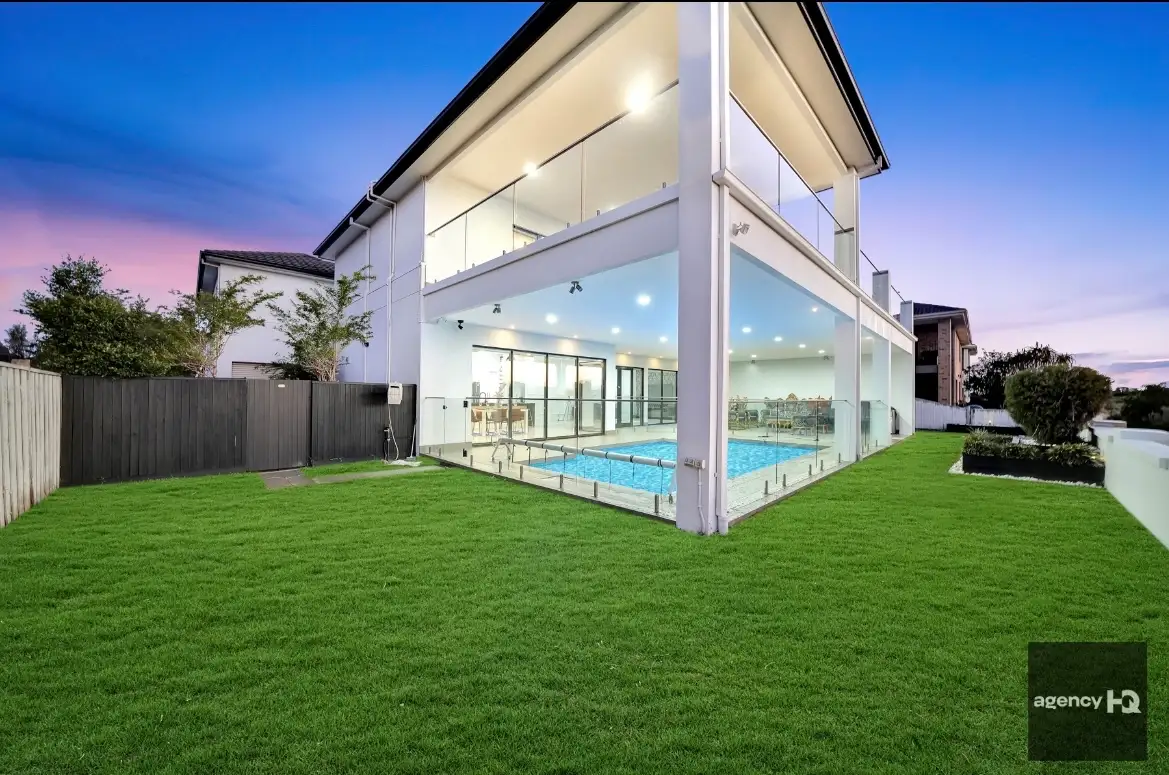 Main view of Homely villa listing, 8 Ellis Close, Sanctuary Lakes VIC 3030